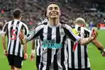 Para-Pemain-Newcastle-United-Rayakan-Gol.jpg
