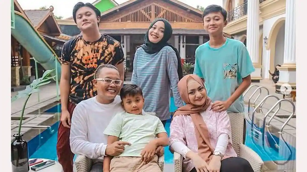 Bukti Keseriusan dengan Sule, Nathalie Holscher Rela Hapus Tato di Tubuhnya: Harus Nurut sama Imamku