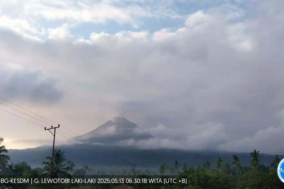 Gunung Api Lewotobi Laki-laki 5 Kali Gempa Hembusan, Arah Angin ke Utara dan Timur Laut