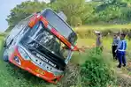 Kecelakaan-bus-PO-Rosaliah-Indah-d.jpg