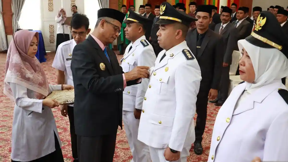 Bupati Nagan Raya Mutasi 115 Pejabat, Lantik 6 Kadis Hasil Lelang Jabatan
