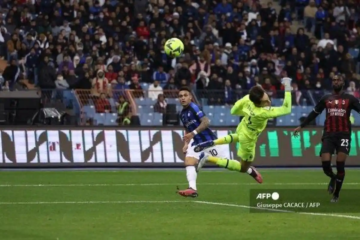 Sanggupkah Setan Merah dan Tottenham, Penuhi Mahar 100 Juta Euro untuk Striker Inter Milan Ini ?