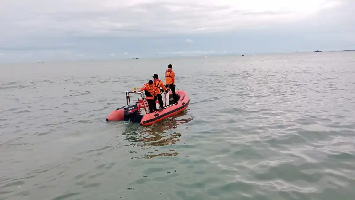 Update Pencarian Dua Korban Tabrakan Speedboat, Tim SAR Tarakan Dibantu Keluarga dan Masyarakat