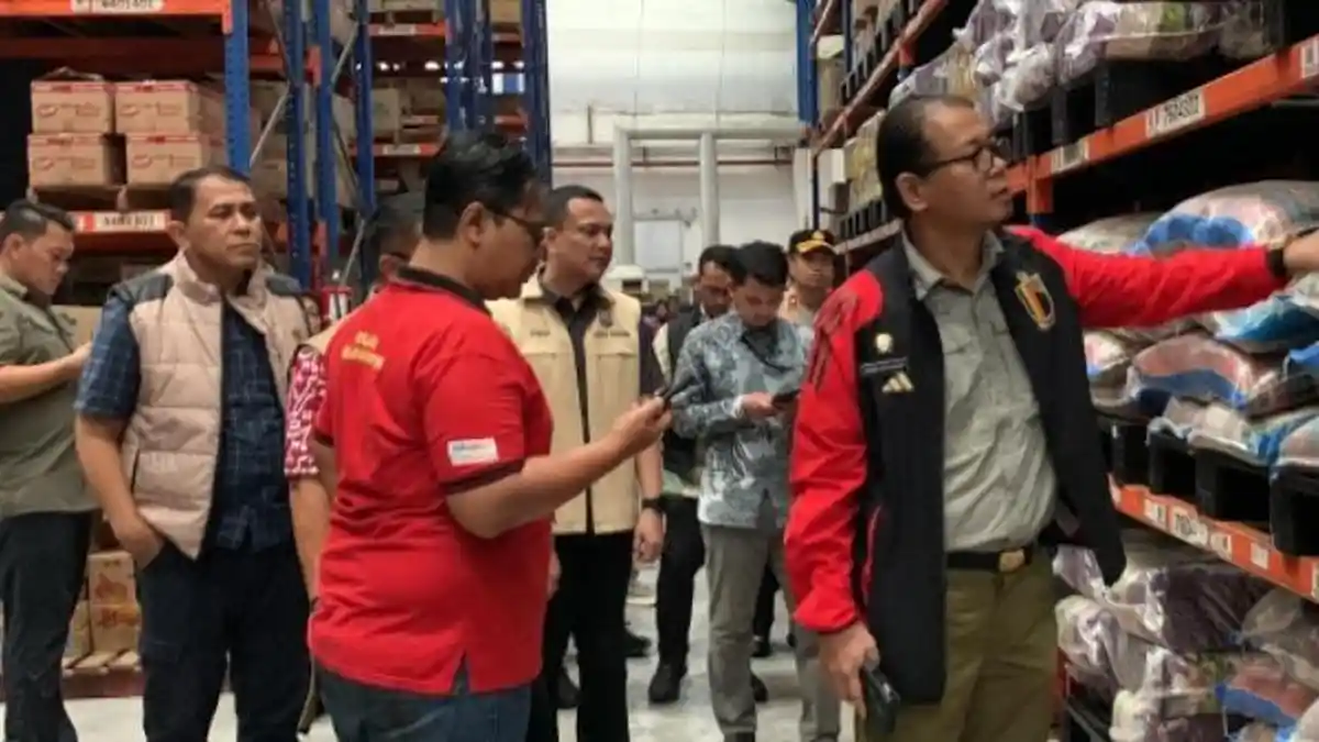 Polres Malang Pantau Harga Beras di Pasar Singosari Jelang Akhir Tahun