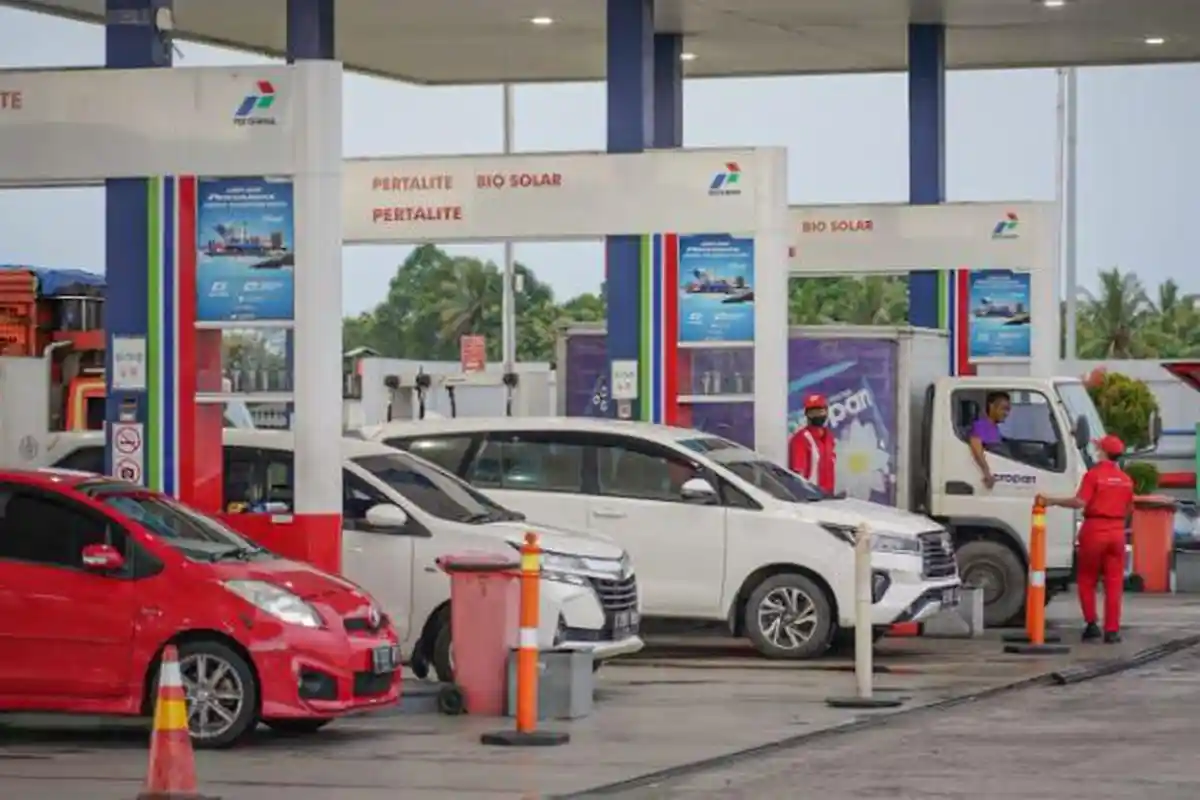 Modus Petinggi Pertamina Oplos Pertalite Jadi Pertamax