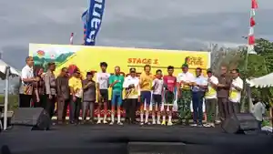 Foto-Bersama-peserta-Tour-de-EnTeTe-di-Soe-TTS.jpg