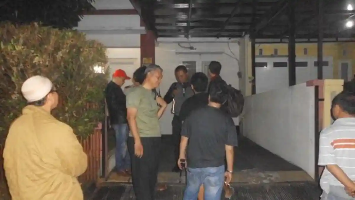 Penyidik KPK yang Diteror Bom sedang Tangani Lima Kasus Besar