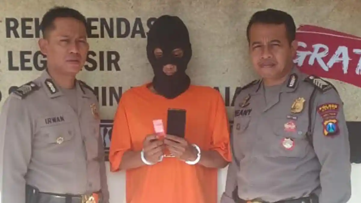 Polisi Gresik Tangkap Pengedar Sabu di Wringinanom, Sabu Disembunyikan di Balik Pelindung Casing HP