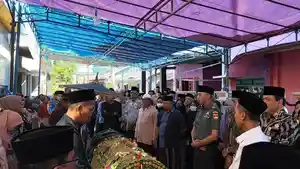 Pemakaman-Kades-Botomulyo-Kendal.jpg
