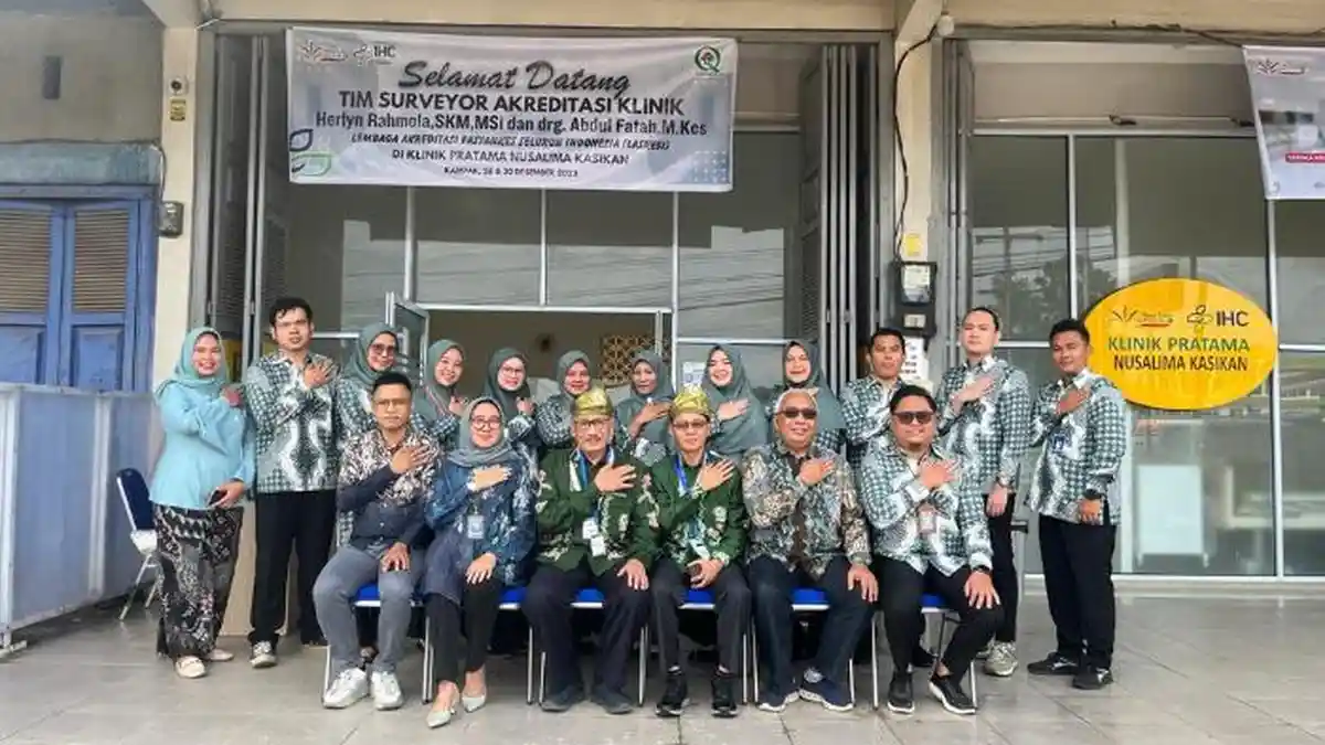 Tujuh Klinik Pratama Nusalima Medika Terima Sertifikat Kemenkes RI