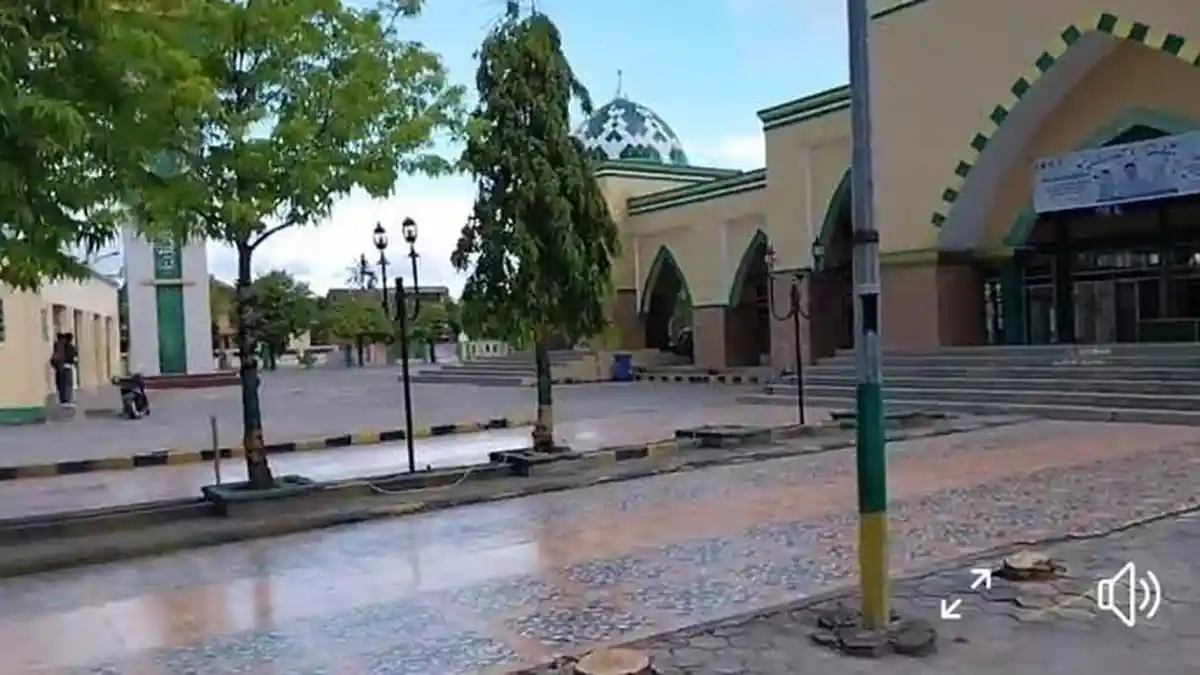 Jelang Ramadan, Pengurus Masjid Agung Bulukumba Habiskan Anggaran Rp16 Juta Bangun Mihrab