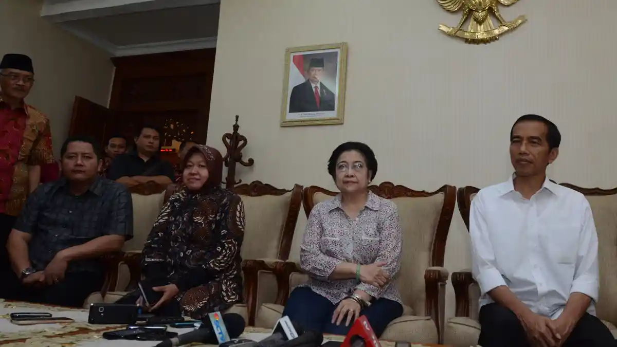 Kata Jokowi Soal Hubungan Risma dan Wisnu