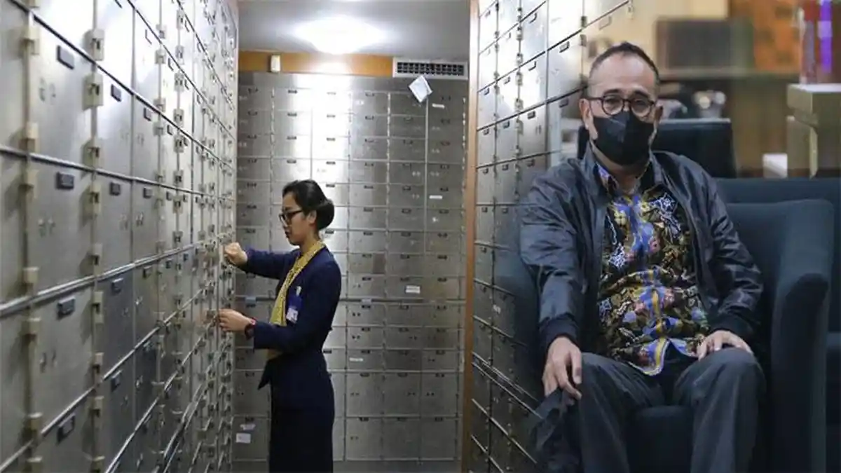 KPK Sita Barang-barang Mewah Rafael, Kumpulin Hasil Gratifikasi Selama 12 Tahun, TPPU ke Artis R