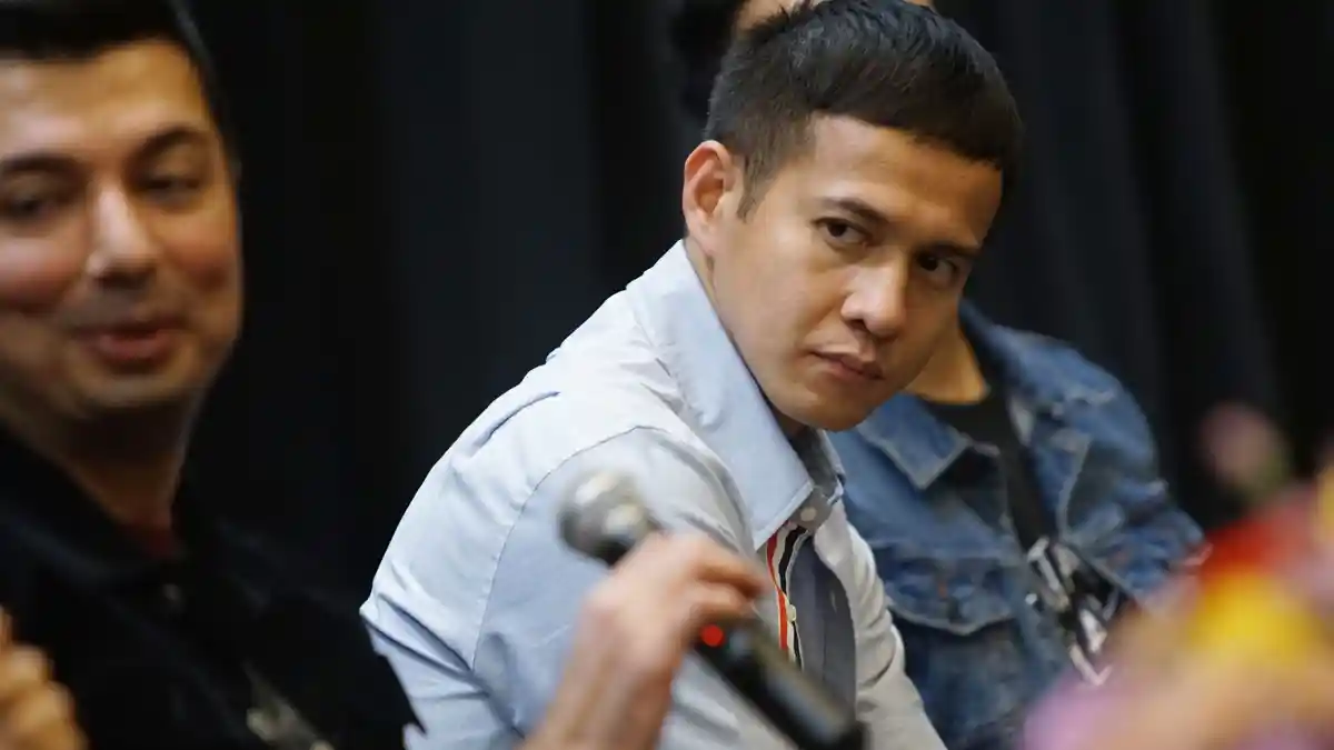 Diinterogasi, Herjunot Ali Ngaku Pernah Mengais Sisa Makanan di Tempat Sampah: Karena Nggak Ada Duit