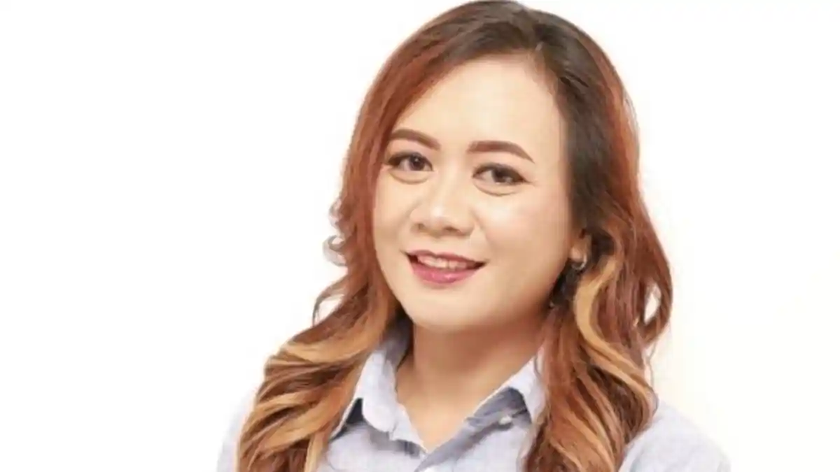 Profil Kade Dewi, Juru Parkir Denpasar yang Ikut Nyaleg di Pileg 2024 hingga Bansos Dicabut