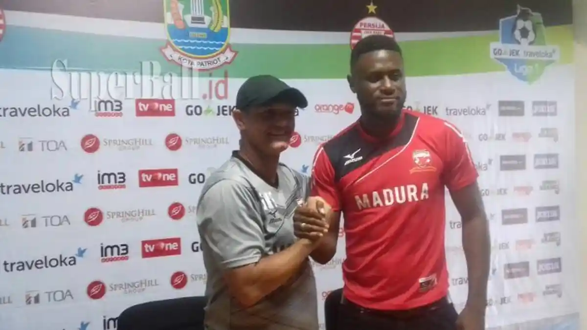 Boubacar Sanogo Beberkan Keburukan Liga Indonesia kepada Media Jerman