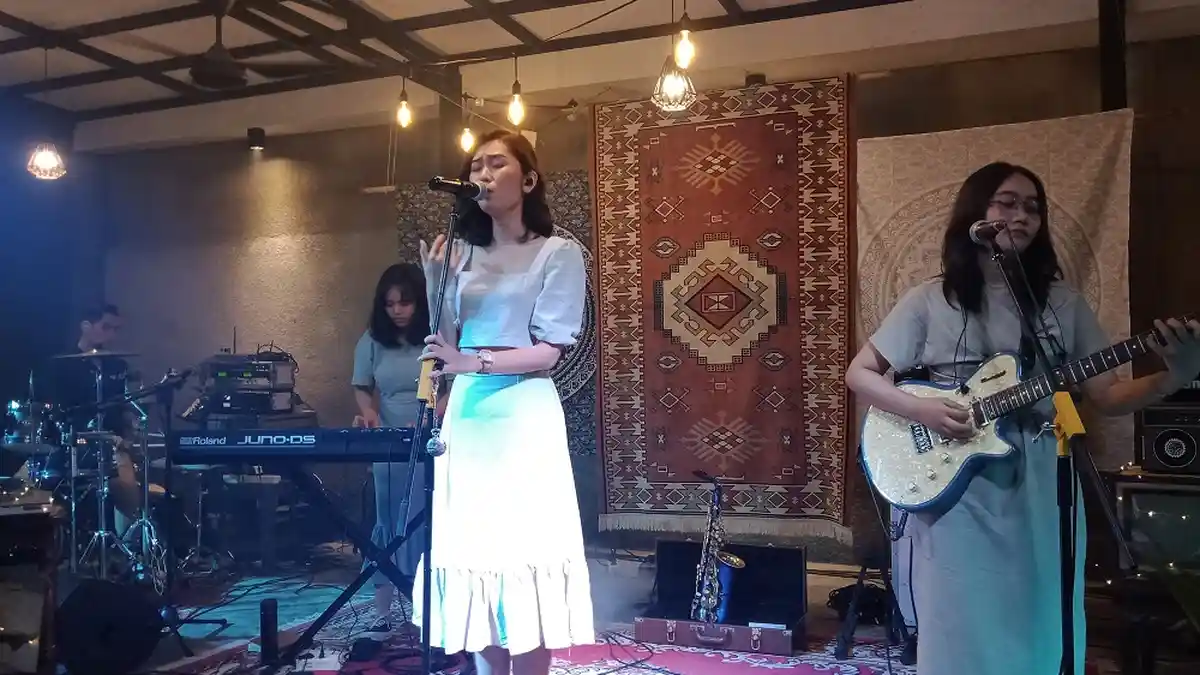 Band Asal Lombok Isvara Luncurkan Mini Album Berjudul 'Kelana', Sukses Menyita Perhatian Penonton