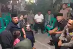 Bupati-Karawang-bantu-korban-truk-kontainer.jpg