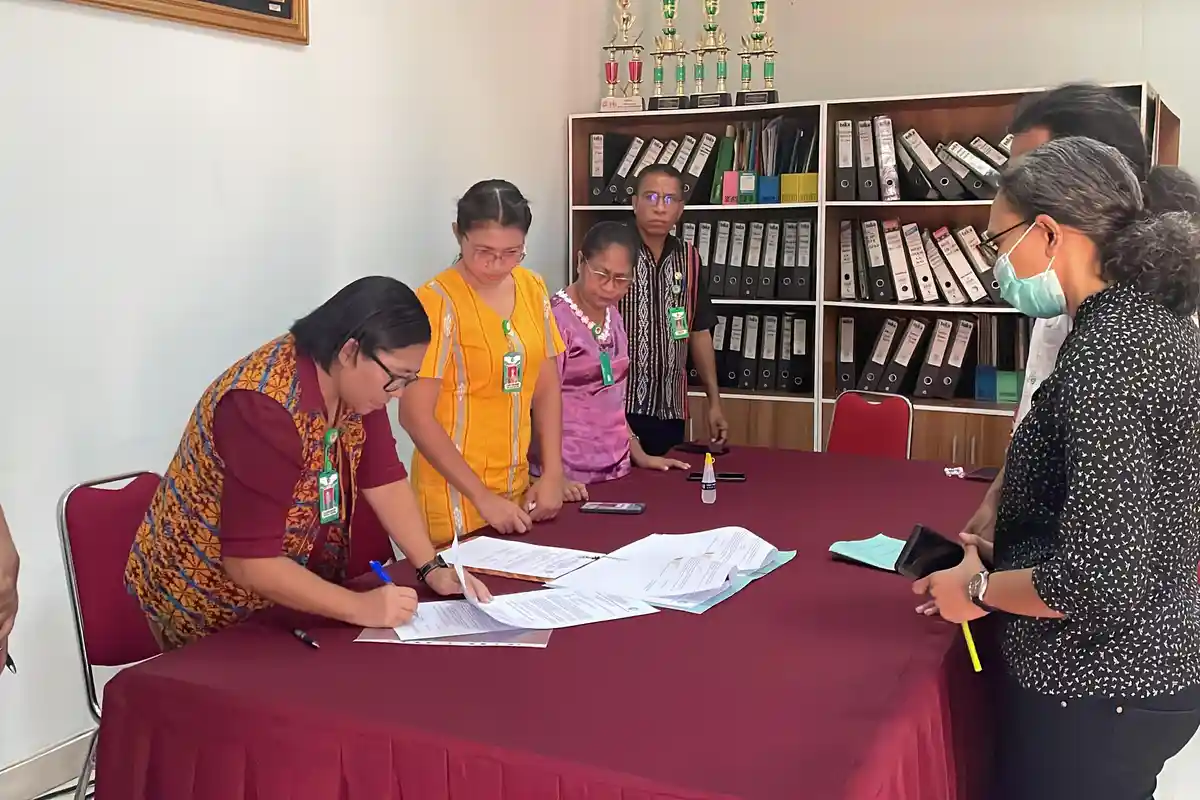 Dua Dokter Anestesi Siap Bekerja Full Time di RSUD TC Hillers Maumere