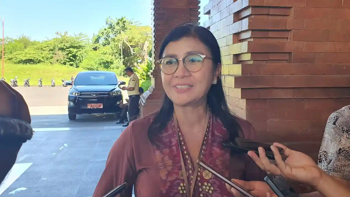 DLHK Badung Salurkan 90 Ribu Tong Komposter Untuk Tangani Sampah Rumah ...