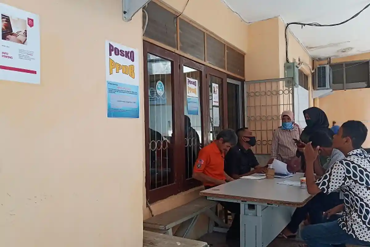 Disdik Sumbar Jawab Keluhan Orang Tua Terkait PPDB Online, Selalu Ada Kendala Nanti Dicari Solusi