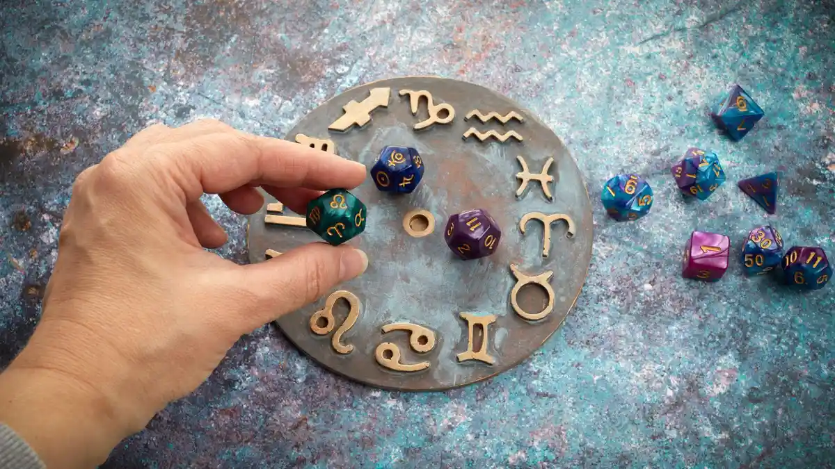 RAMALAN ZODIAK Hari Kamis 9 November 2023: Libra Dengarkan Pesan Semesta, Pisces Hujan Rentetan Hoki