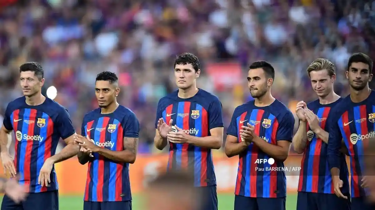 Pemain Baru Tak Kunjung Didaftarkan, Barcelona Ditegur Operator La Liga