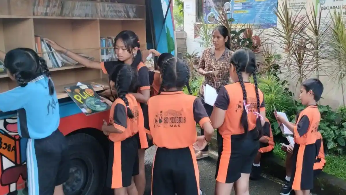 Pemkab Gianyar Bali Gencarkan Perpustakaan Keliling, Bangun Minta Baca Siswa