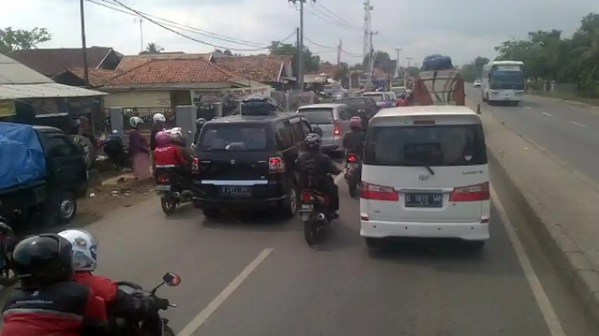 Buruan Mudik, Mumpung di H-4 Jalur Pantura Indramayu Masih Lancar