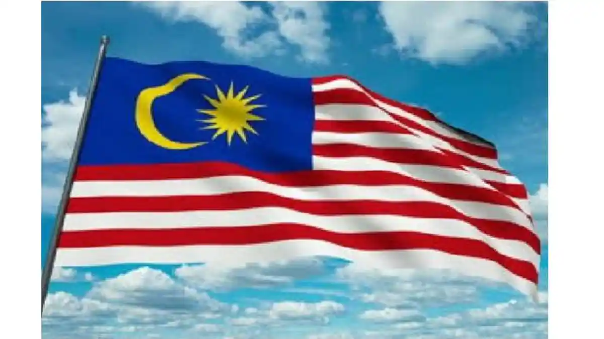 Dikira Plesetkan Bendera Amerika, Pemasang Bendera Malaysia ini Dilaporkan ke FBI