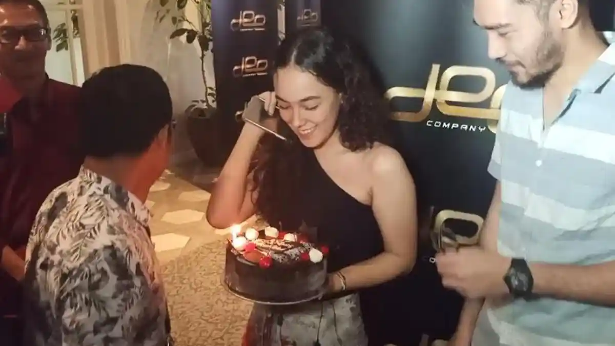Tak Punya Kekasih, Sonia Alyssa Dapat Kejutan Ulang Tahun Dari Sosok Ini