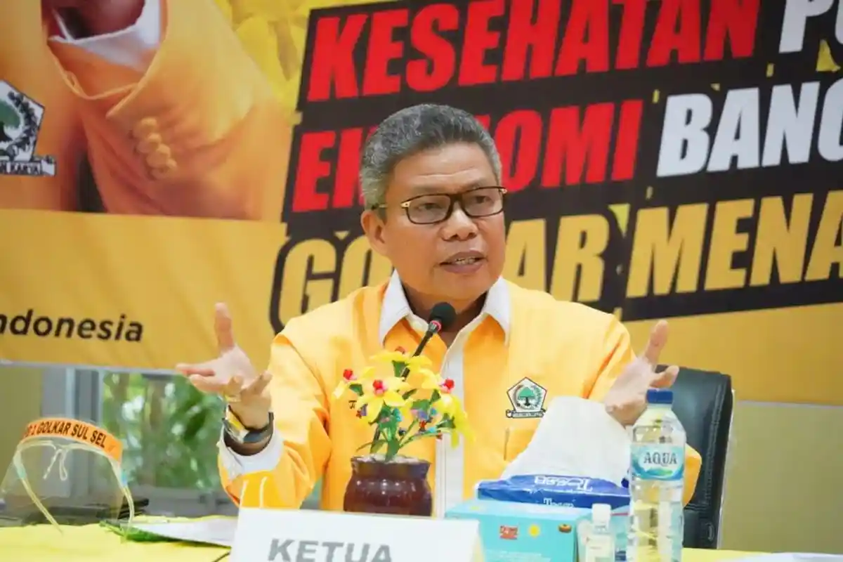 Taufan Pawe Minta Kader Golkar se-Sulsel Bantu Korban Bencana Sulbar