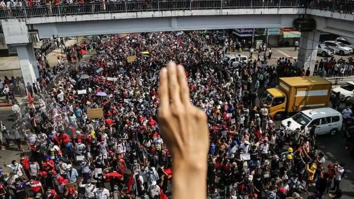 Demonstrasi di Myanmar Makin Memanas, Korban Mulai Berjatuhan