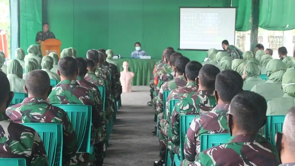 Prajurit dan Anggota Persit Kodim Nagan Raya Ikuti Penyuluhan Covid-19 dan Penyakit Jantung