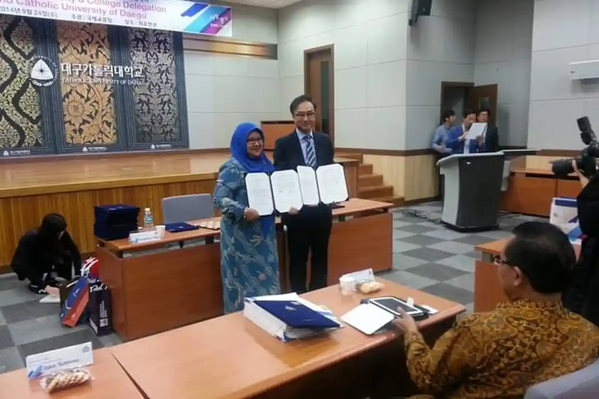 Bertabur Prestasi, Cawabup Gresik Bu Min Diharapkan Jadi Bu Risma-nya Gresik