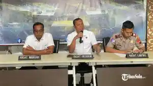 Jumpa-Pers-di-lobby-Polres-Sukoharjo-soal-percobaan-penculikan-dilanjut-tabrak.jpg