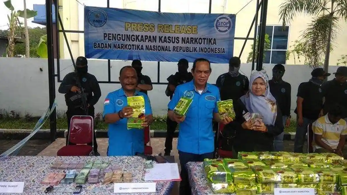 Tukang Betor Tertangkap Dengan Puluhan Kilogram Sabu di Rumahnya
