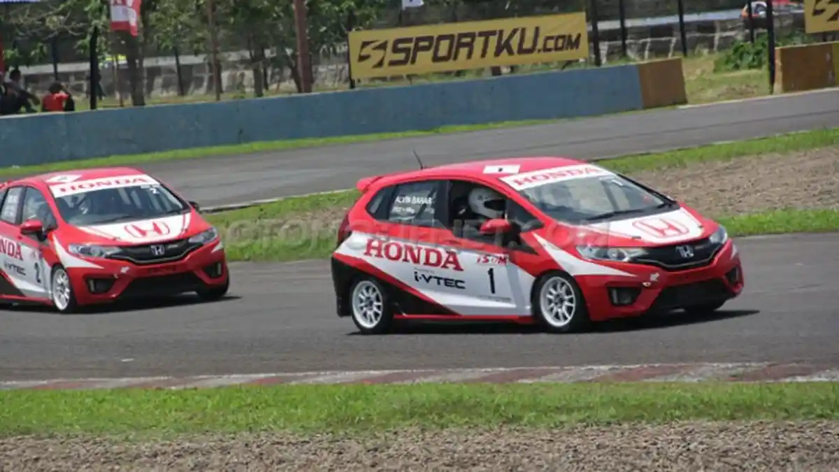 Alvin Bahar dan Rio SB Kuasai 1600 Max dan 1500