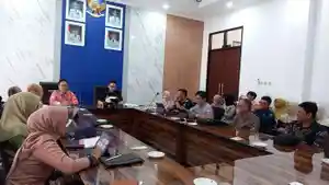 PIMPIN-RAPAT-Wakil-Bupati-Sumedang-M-Fajar-Aldila2622026.jpg