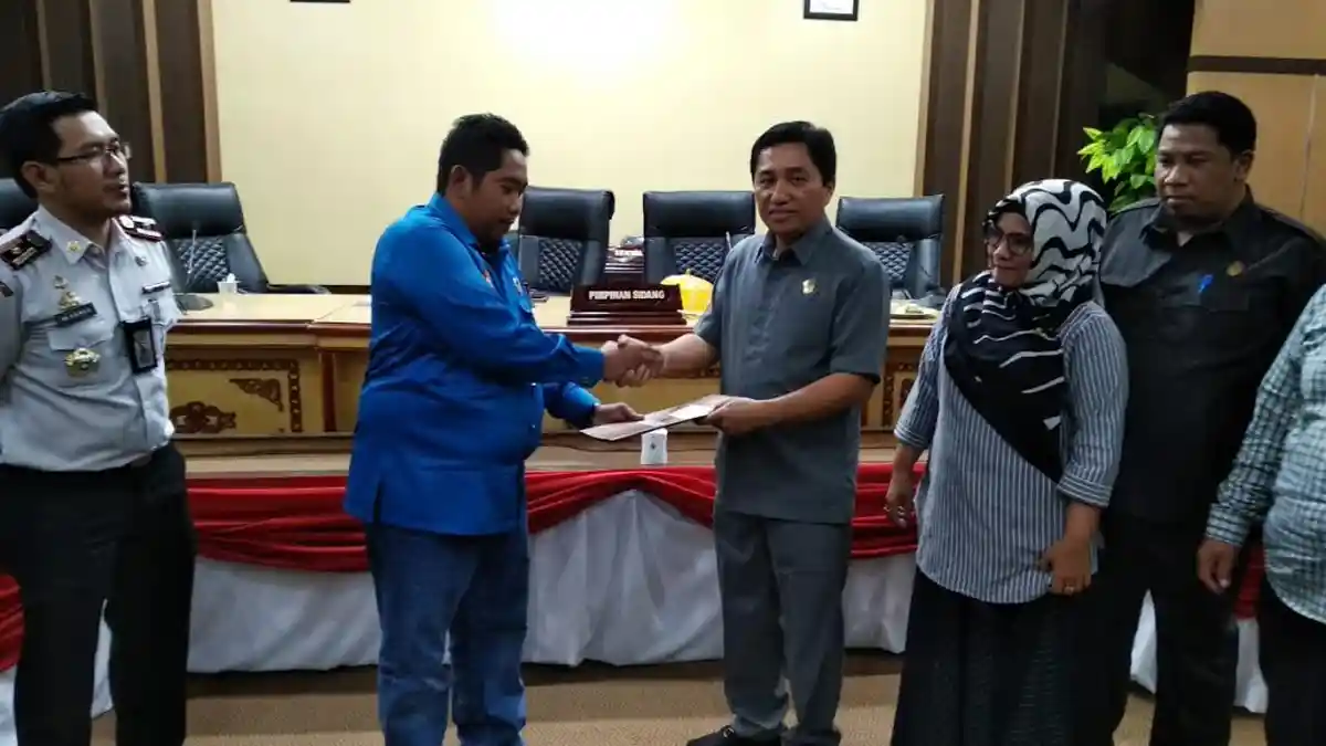 KNPI Parepare Serahkan Naskah Akademik Ranperda Kepemudaan ke Komisi II DPRD