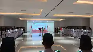 Paskibraka-Sulbar-mengikuti-prosesi-pengukuhan-di-Kantor-Gubernur-Sulbar.jpg