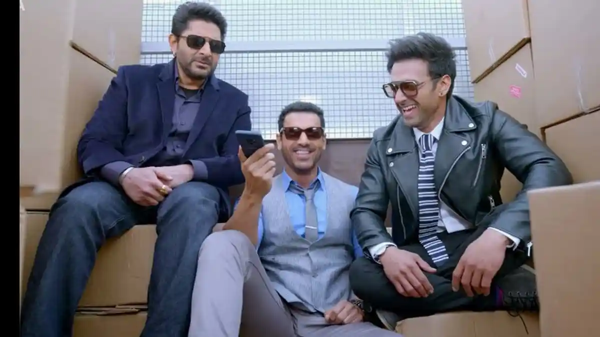 Sinopsis Film India Bollywood Pagalpanti, 3 Pria Coba Tipu Miliyuner