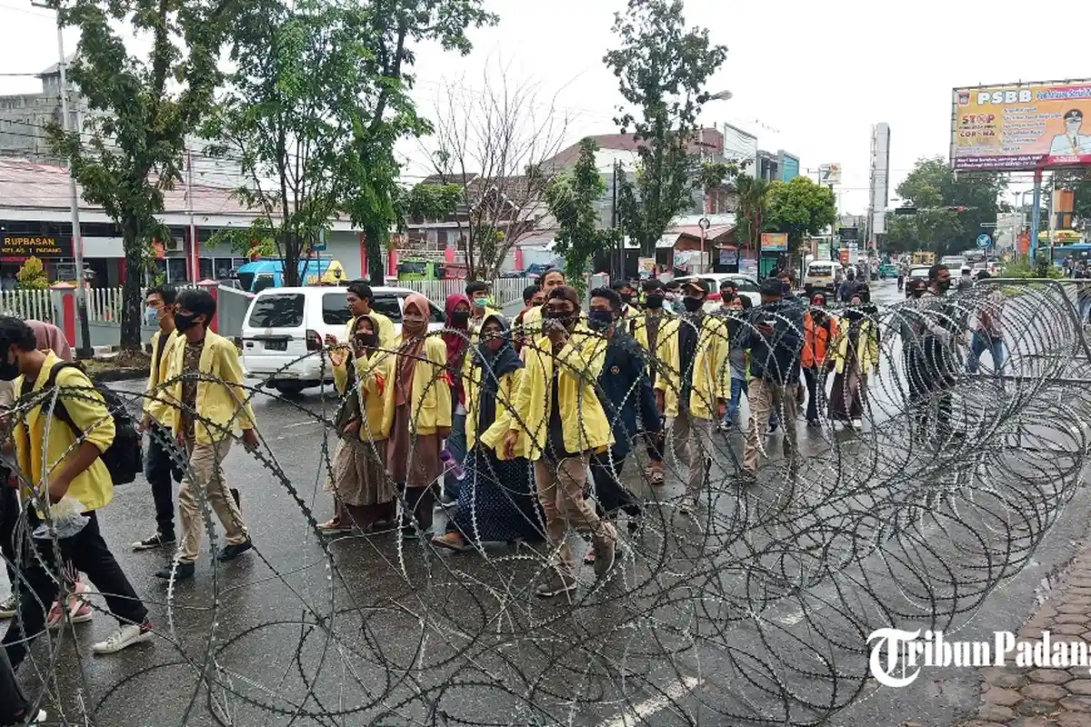 LIVE Kompas TV: Demo Tolak UU Cipta Kerja Hari Ini, Cek Skema Pengalihan Arus di Jakarta Hari Ini