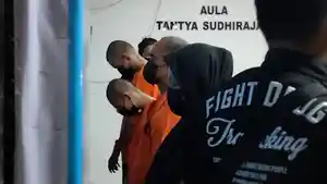 Tampang-empat-pelaku-peredaran-narkoba-213342.jpg