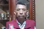 28 Tahun Pengabdian Sambil Berjualan Ikan, Sosok Ketua RT 004 Camba Berua