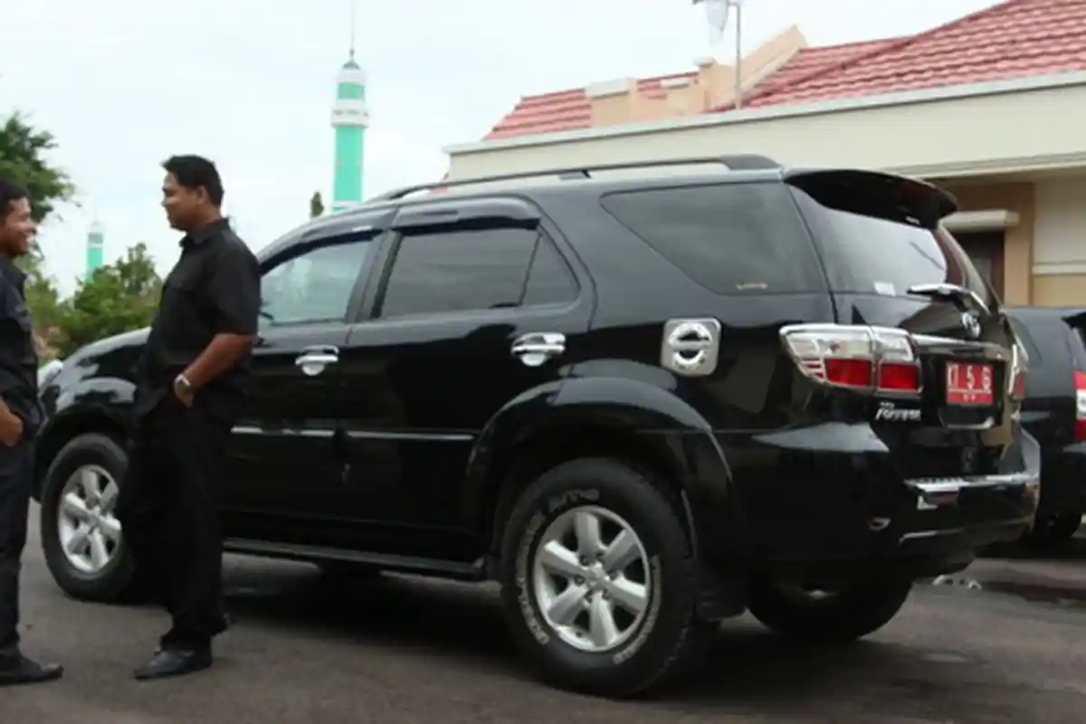 Menpan-RB Ancam Beri Sanksi Bagi ASN yang Pakai Mobil Dinas Mudik dan Liburan