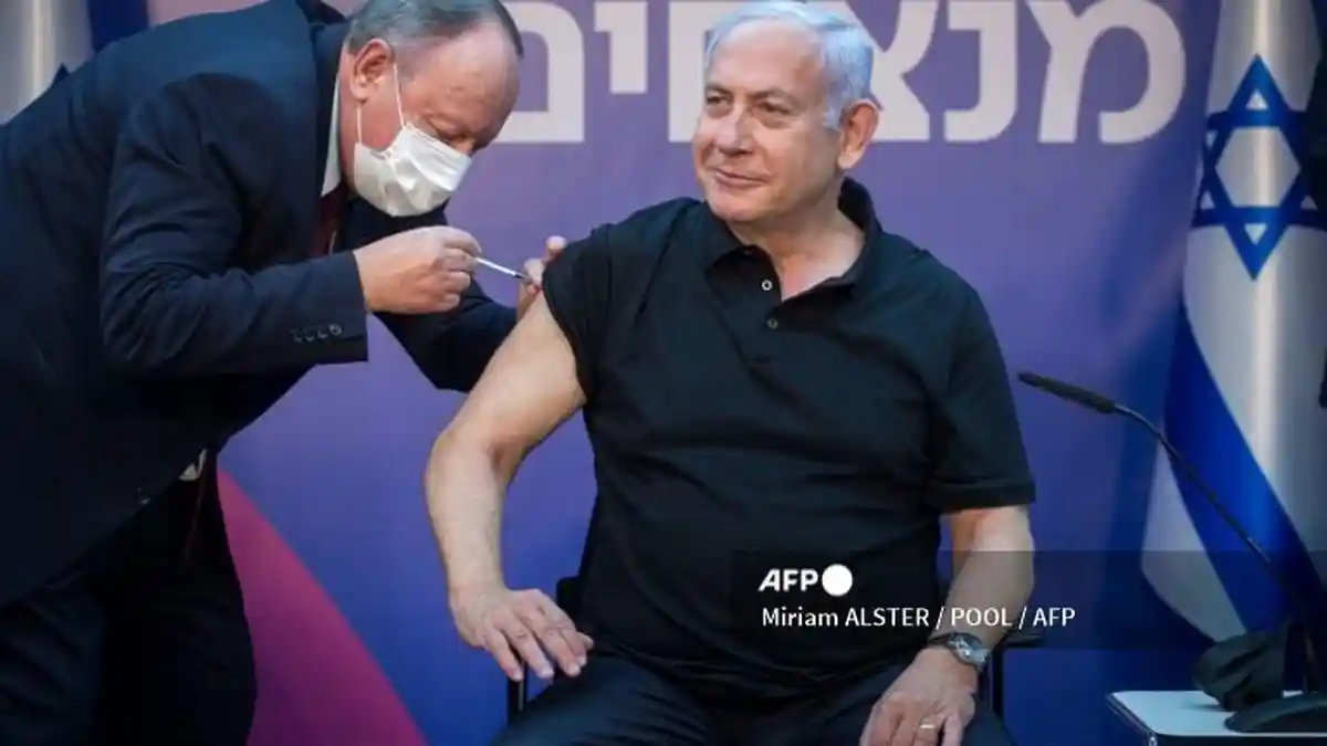 Belasan Ribu Orang Israel Positif Covid-19 Usai Jalani Vaksinasi