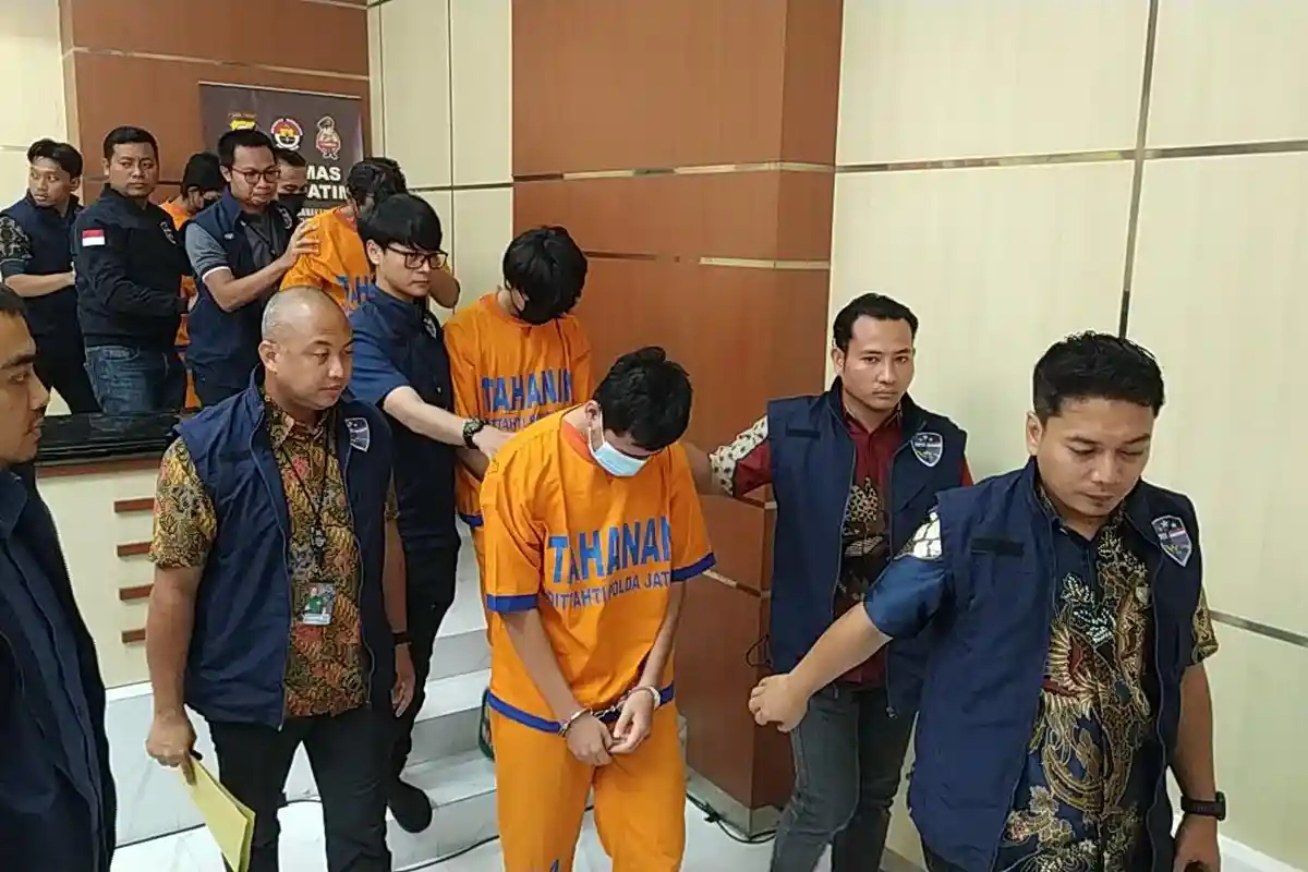 Pemuda Asal Magelang Jateng Sebar Foto Mantan Pacar ke Guru Sekolah, Tak Terima Hubungan Diputus