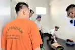 Melihat Kondisi Kamar Warga Pemasyarakat Rutan Kelas II Yogyakarta saat Disidak Petugas