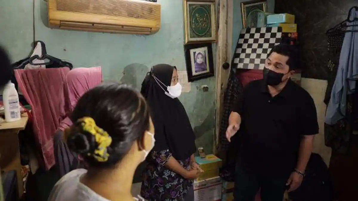 Gagas Program Toktok Warga, Erick Thohir Beri Bantuan Modal Usaha dan Lunasi Utang 